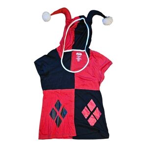 DC Comics Juniors Harley Quinn Costume Hooded T-Shirt